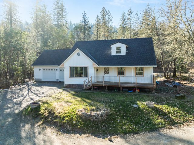437 Cumberland Drive, Grants Pass, OR 97527