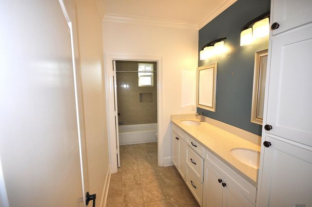 7070 Barremore Dr, Baton Rouge, LA 70817