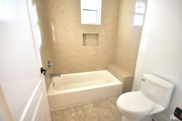 7070 Barremore Dr, Baton Rouge, LA 70817