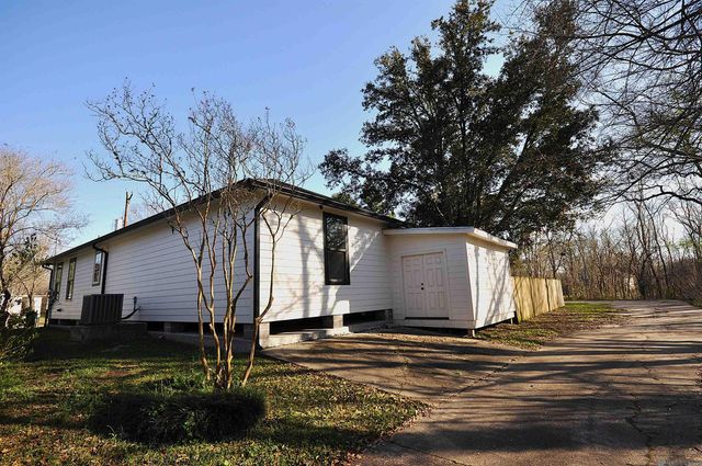 7070 Barremore Dr, Baton Rouge, LA 70817