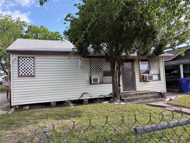 3626 Fairchild St, Corpus Christi, TX 78405