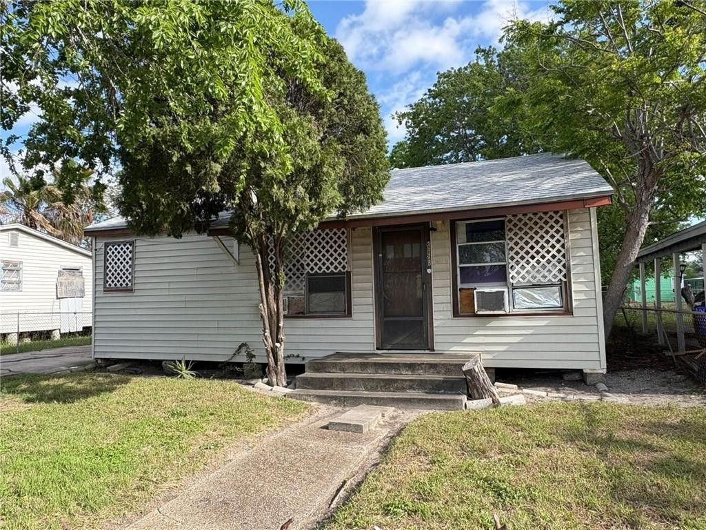 3626 Fairchild St, Corpus Christi, TX 78405 — photo 2