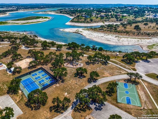 114 Spirit Circle, Spring Branch, TX 78070