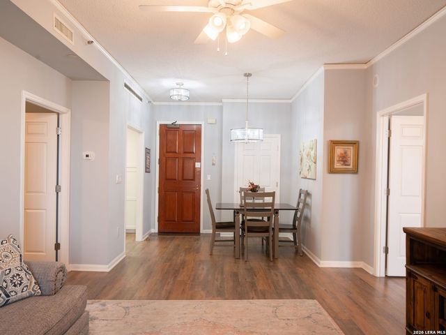 1 Towers Park Ln Apt 1614, San Antonio, TX 78209