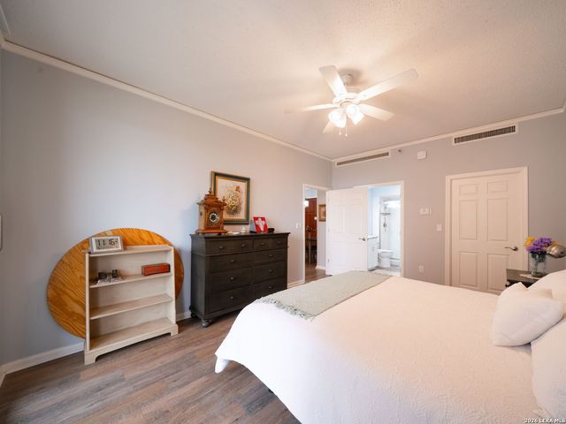 1 Towers Park Ln Apt 1614, San Antonio, TX 78209