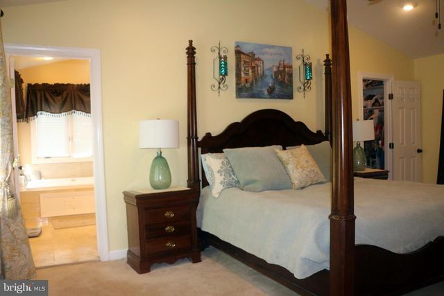 9700 BRAIDED MANE CT, Fairfax Station, VA 22039