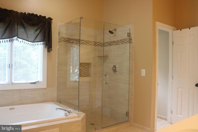 9700 BRAIDED MANE CT, Fairfax Station, VA 22039