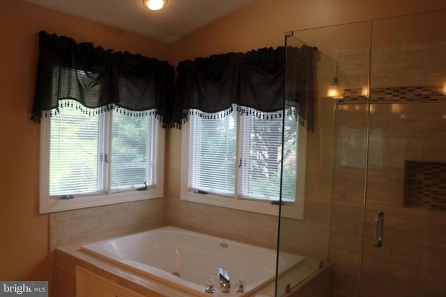 9700 BRAIDED MANE CT, Fairfax Station, VA 22039