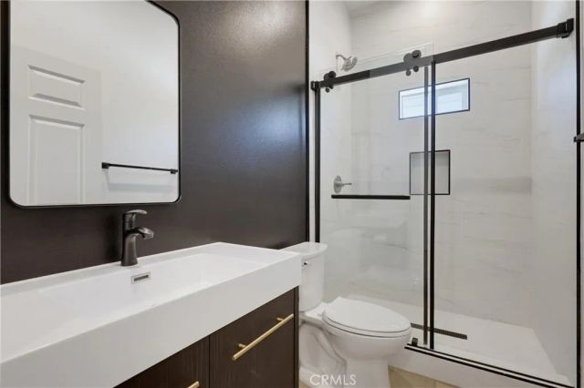 8738 Paso Robles, Northridge, CA 91325