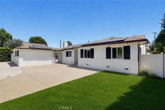 8738 Paso Robles, Northridge, CA 91325