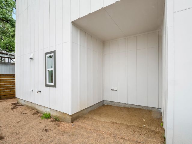 1165 Nickols Ave 2, Austin, TX 78721