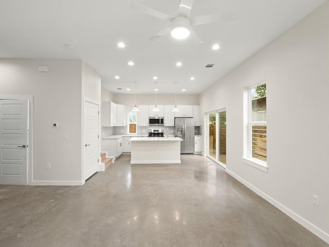 1165 Nickols Ave 2, Austin, TX 78721