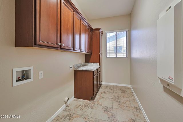 3114 E Capricorn Way, Chandler, AZ 85249