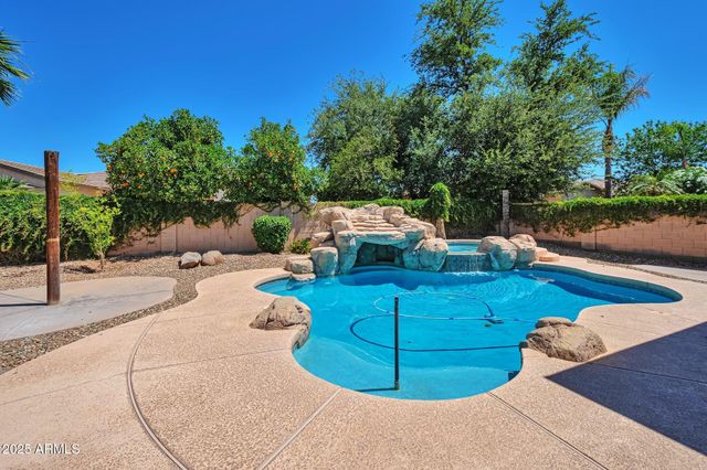 3114 E Capricorn Way, Chandler, AZ 85249