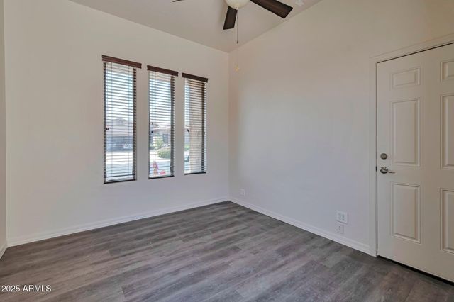 3114 E Capricorn Way, Chandler, AZ 85249