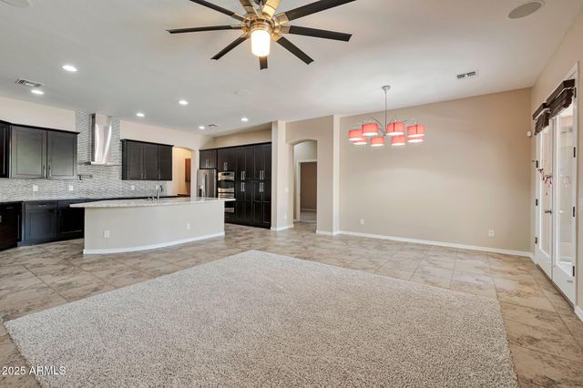 3114 E Capricorn Way, Chandler, AZ 85249
