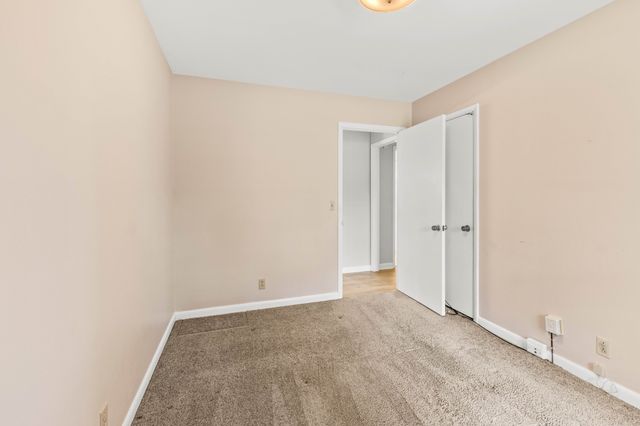 233 Iris Dr, Hendersonville, TN 37075