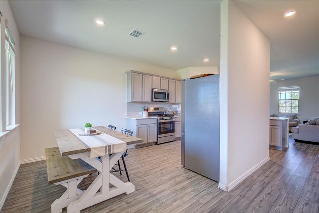 2124 Whispering Sage Boulevard, Royse City, TX 75189
