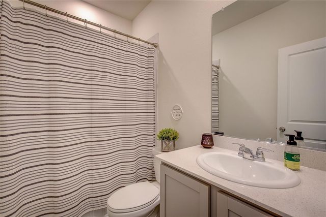 2124 Whispering Sage Boulevard, Royse City, TX 75189