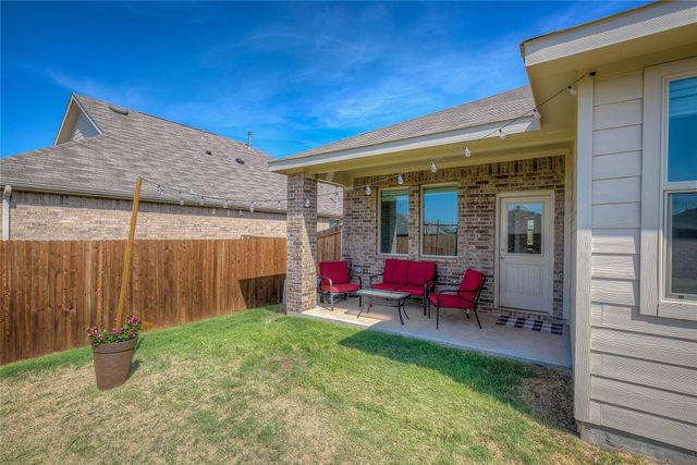 2124 Whispering Sage Boulevard, Royse City, TX 75189