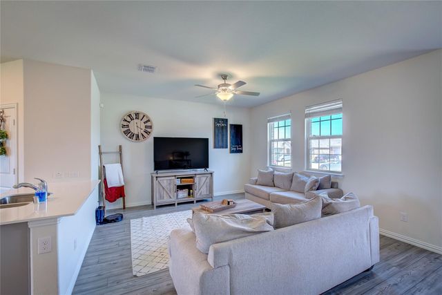 2124 Whispering Sage Boulevard, Royse City, TX 75189