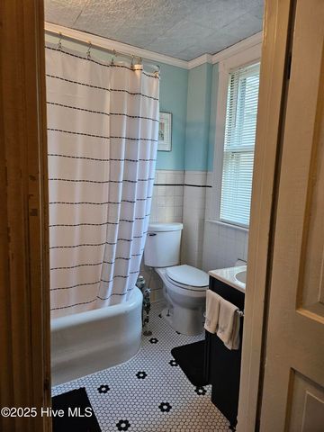 521 Falls Road, Rocky Mount, NC 27804