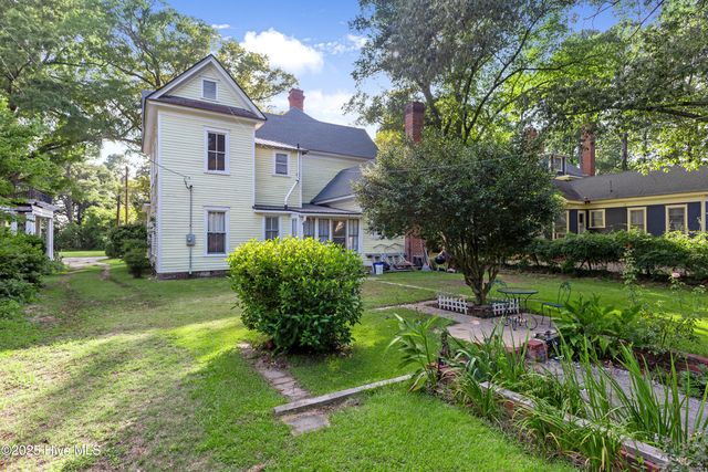 521 Falls Road, Rocky Mount, NC 27804
