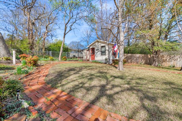 616 Kessler Boulevard, Sherman, TX 75092