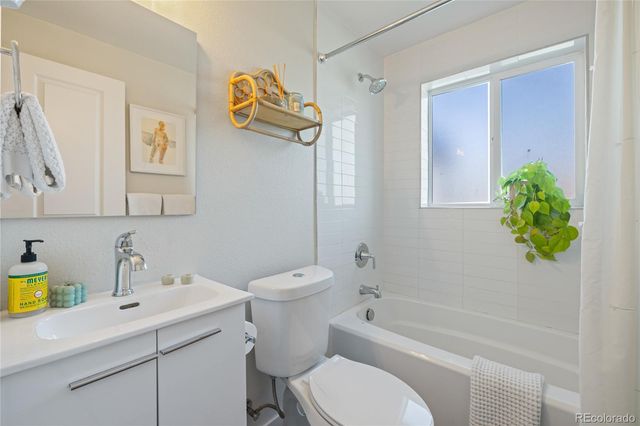 3011 Oneida Street, Denver, CO 80207
