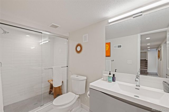 3011 Oneida Street, Denver, CO 80207