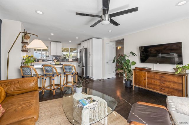 3011 Oneida Street, Denver, CO 80207