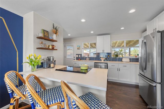 3011 Oneida Street, Denver, CO 80207