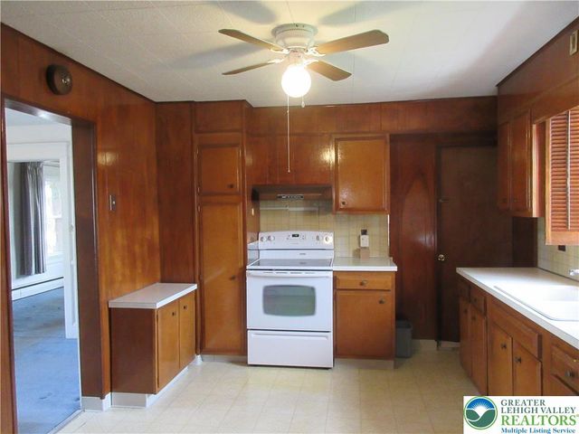 1145 Lehigh Avenue, Salisbury Twp, PA 18103