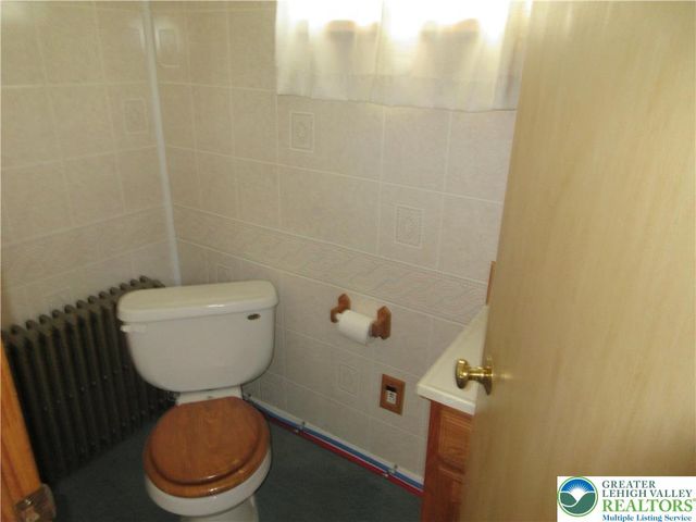 1145 Lehigh Avenue, Salisbury Twp, PA 18103