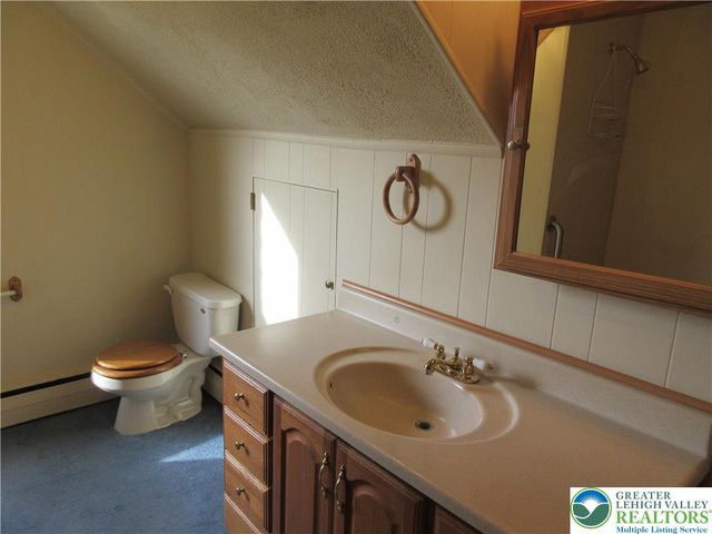 1145 Lehigh Avenue, Salisbury Twp, PA 18103