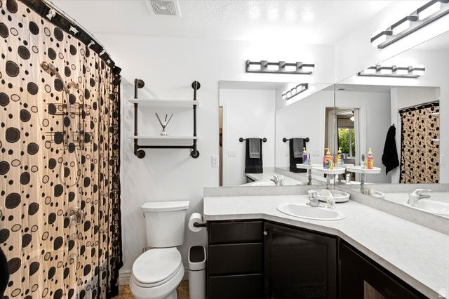 4245 N 300 W, Pleasant View, UT 84414