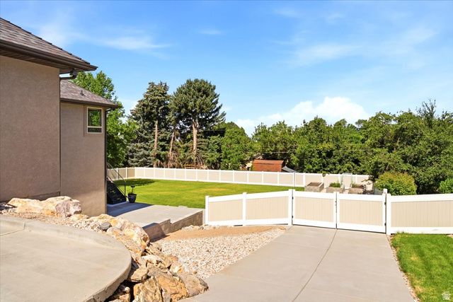 4245 N 300 W, Pleasant View, UT 84414