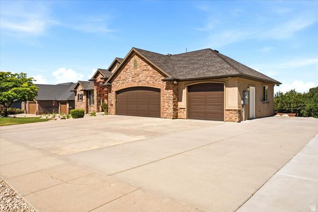 4245 N 300 W, Pleasant View, UT 84414