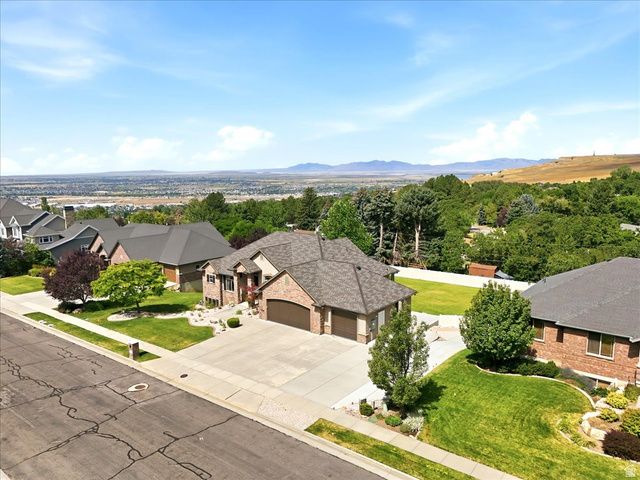 4245 N 300 W, Pleasant View, UT 84414