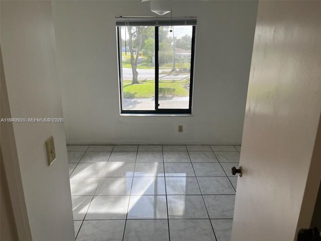 1001 Green Pine Blvd H2, West Palm Beach, FL 33409