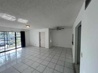 1001 Green Pine Blvd H2, West Palm Beach, FL 33409