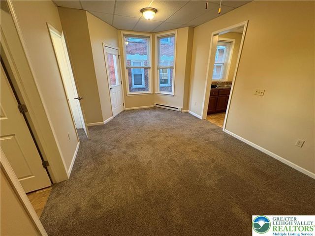 17 Belvidere Street 305, Nazareth Boro, PA 18064