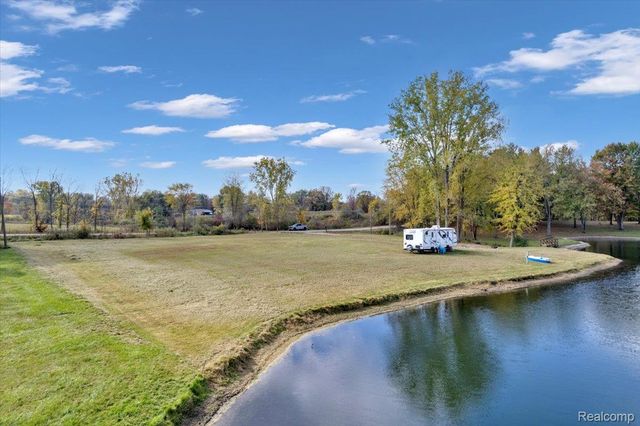 5541 Bordman Road, Dryden Township, MI 48428