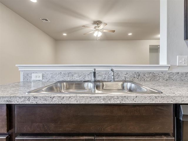 5329 Kye Dr, Tuttle, OK 73089