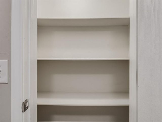 5329 Kye Dr, Tuttle, OK 73089