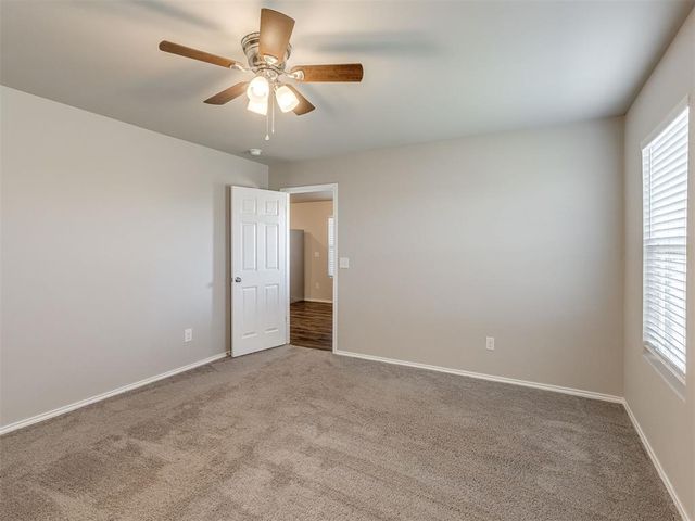 5329 Kye Dr, Tuttle, OK 73089