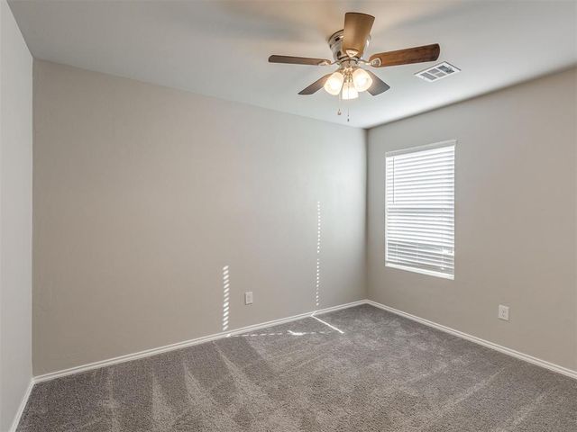 5329 Kye Dr, Tuttle, OK 73089