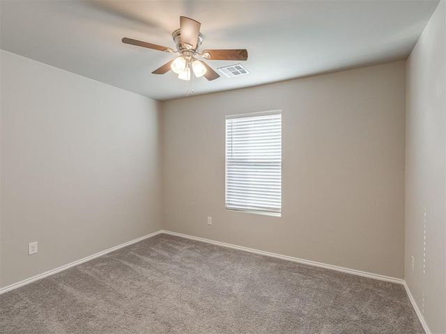 5329 Kye Dr, Tuttle, OK 73089