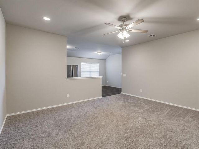 5329 Kye Dr, Tuttle, OK 73089