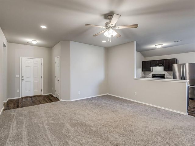 5329 Kye Dr, Tuttle, OK 73089